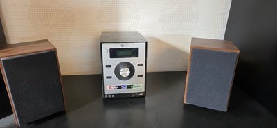 LG Micro Hi-Fi System XA14-DOU Streoanlage CD-player/Radio/ USB /AUX