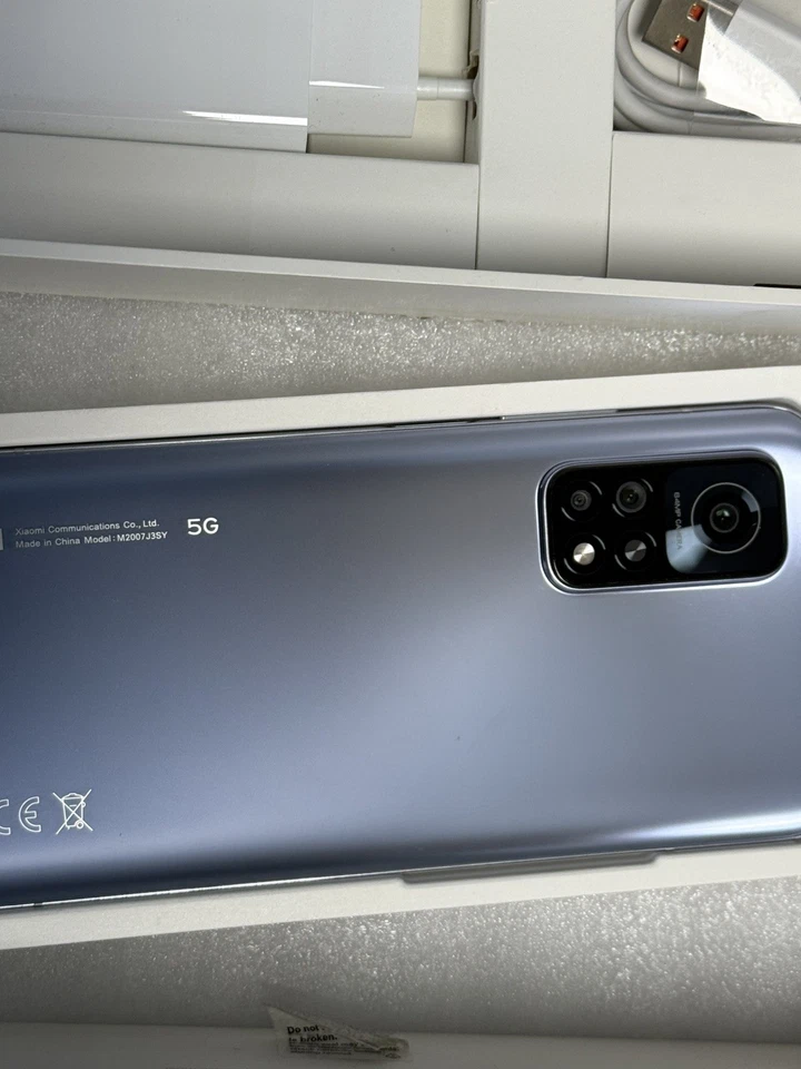 Xiaomi MI 10T 5G 6/128Gb Colore Lunar Silver + Cover e Accessori Originali - Immagine 2 di 3