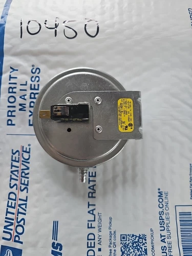TRIDELTA FS6012A-1682 Air Pressure Switch 42-24064-01  .30”WC PF