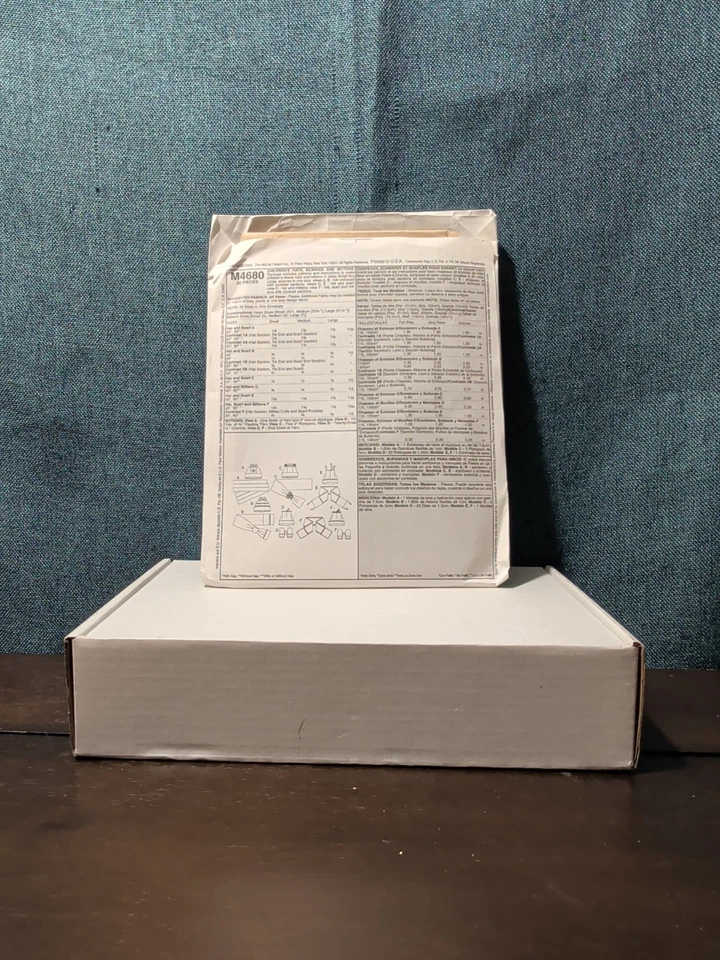 McCall's M4680 Fleece Accessories Pattern(2004) Poncho Hat Scarf Bag Mittens - Image 4 of 4