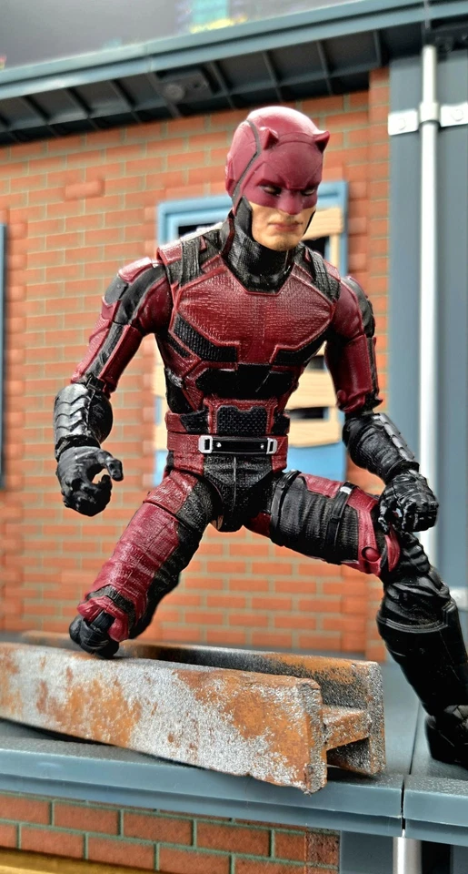 Marvel Legends Daredevil MCU Man-Thing Wave & Taskmaster 6" Action Figures - Image 2 of 4