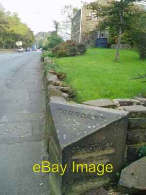 Photo 6x4 County boundary Mossley/SD9701 Yorkshire/Lancashire boundary s c2007