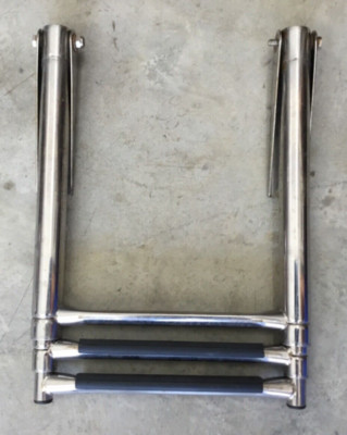 WindLIne Stainless Steel Three Step Telescoping Ladder