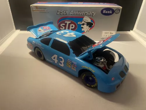 Action 1972 Richard Petty Bobby Hamilton #43 STP 25th Anniversary Blue 1:24 Bank