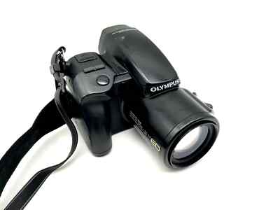 Olympus IS-1000 Bridge-Kamera mit Zoom Lens ED 35-135mm 1:4.5-5.6