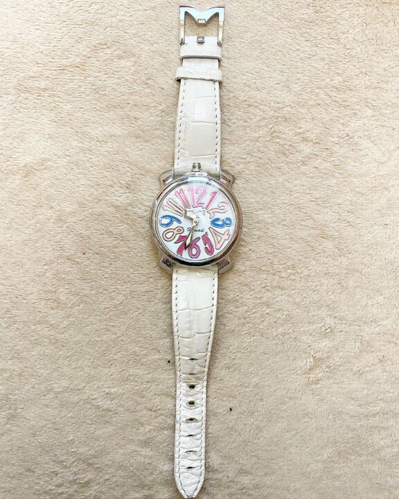 Gaga Milano Analog Quartz Women Limited Edition Hawaii Gaga Milano Analog Quartz Women Limited Edition Hawaii