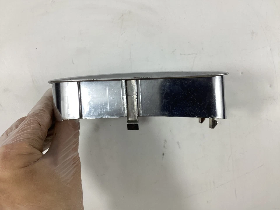 Volkswagen Tiguan 2009-2011 indicador de marcha embellecedor 5M1713203 OEM. Foto 2 de 4