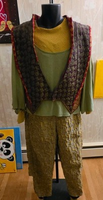Star Trek Deep Space Nine Screenused Quark Camping Outfit  It's A Wrap COA