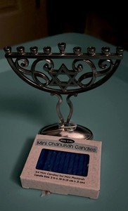Metal Silver Tone Hanukkah Menorah Candle Holder, Star of David, Mini Candles