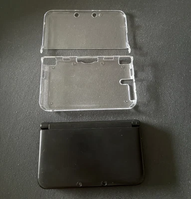 Nintendo 3DS XL Schwarz Handheld (Modded) - Bild 1 von 4