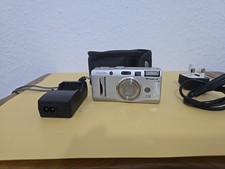 Fujifilm FinePix F700 Digital Camera . Please Read 