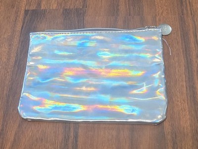 Aug 2020 Ipsy holographic silver rainbow shiny zipper makeup bag color change 