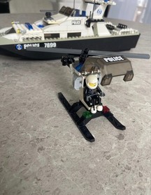 LEGO CITY: Police Boat (7899)