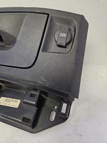 2013-2018 RAM 1500 2500 3500 Lower Storage Panel With Ports OEM 1VY88DX9 - Foto 5 di 14