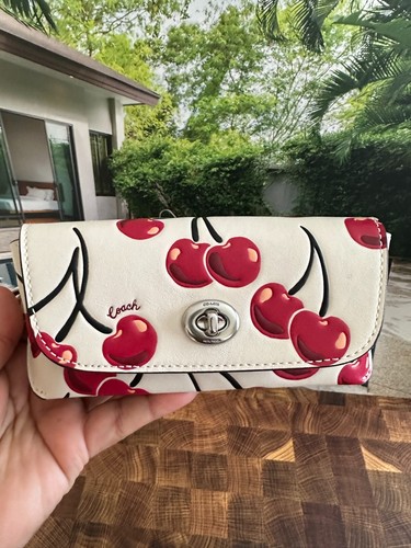 Coach Sunglass Case In Signature Canvas73639 Pick color - Picture 13 of 27