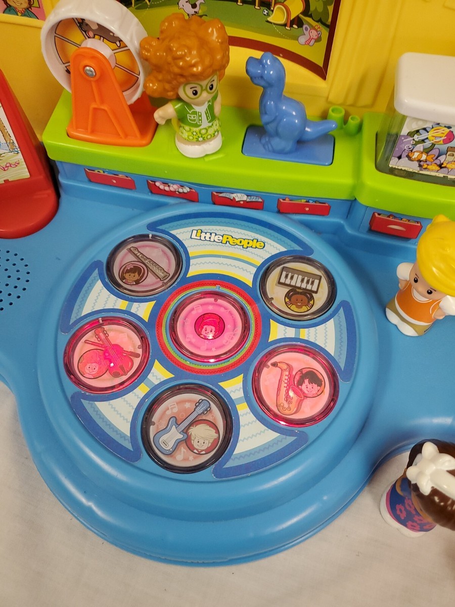 Fisher-Price Little People Place Musical Preschool Playset [並行輸入品] Amazon.co.jp: Fisher-Price Little People Place Musical