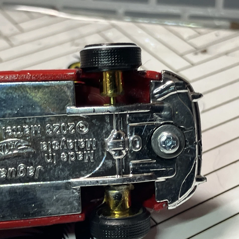 -🔥Jaguar Mk1 Desde cero BAJADO, labio graso rayado DAYTONS ROJO INT Foto 3 de 4