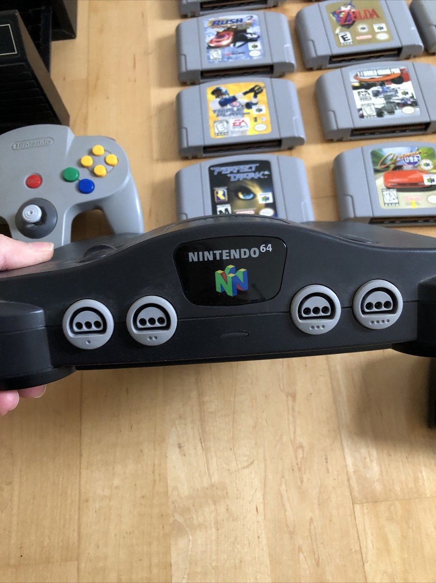 Nintendo 64 Console Bundle, 19 games, 3 controllers