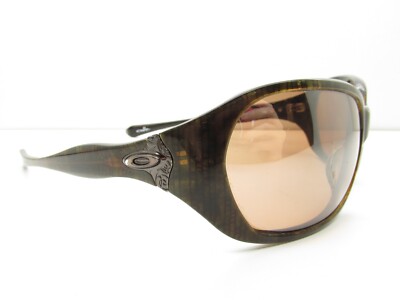 Oakley Betray 05-897 SUNGLASSES 64-13-125 Square TV6 36889 | eBay