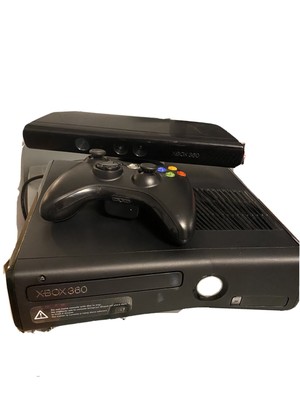 Xbox 360 Controller And Kinect Sensor Ebay