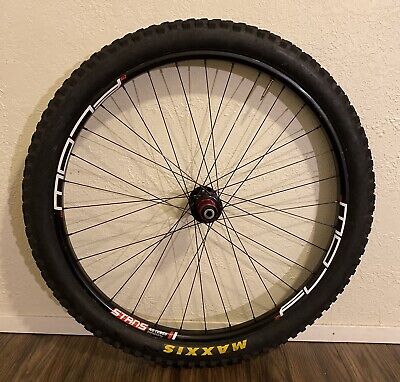 STAN'S NO TUBES FLOW MK3 27.5” Rear Wheel & Maxxis 27.5*2.50 STAN'S NO TUBES FLOW MK3 27.5” Rear Wheel & Maxxis 27.5*2.50