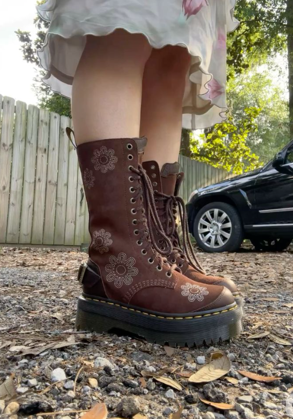 Dark Brown ~ DR. MARTENS 1B99 DUNNET FLOWER E.H Suede PLATFORM