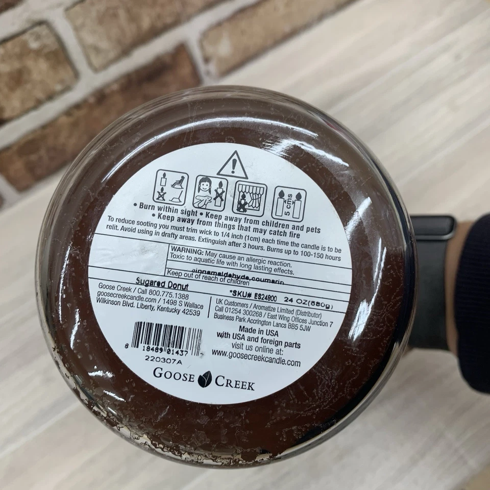 Goose Creek Azúcar Donut Perfumado Tarro Grande Vela Doble Mecha Descontinuado Foto 2 de 4