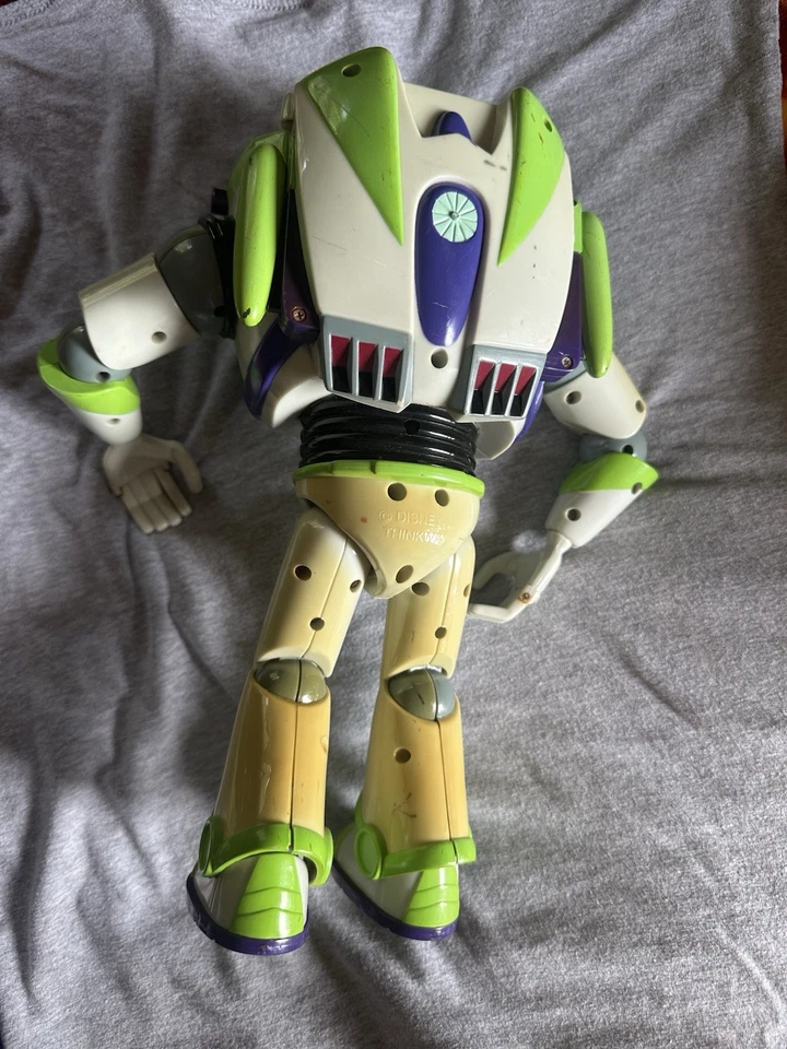 Экшн-фигурка Toy Story Buzz Lightyear Ultimate Talking первое издание винтаж 1995 - Изображение 3 из 4