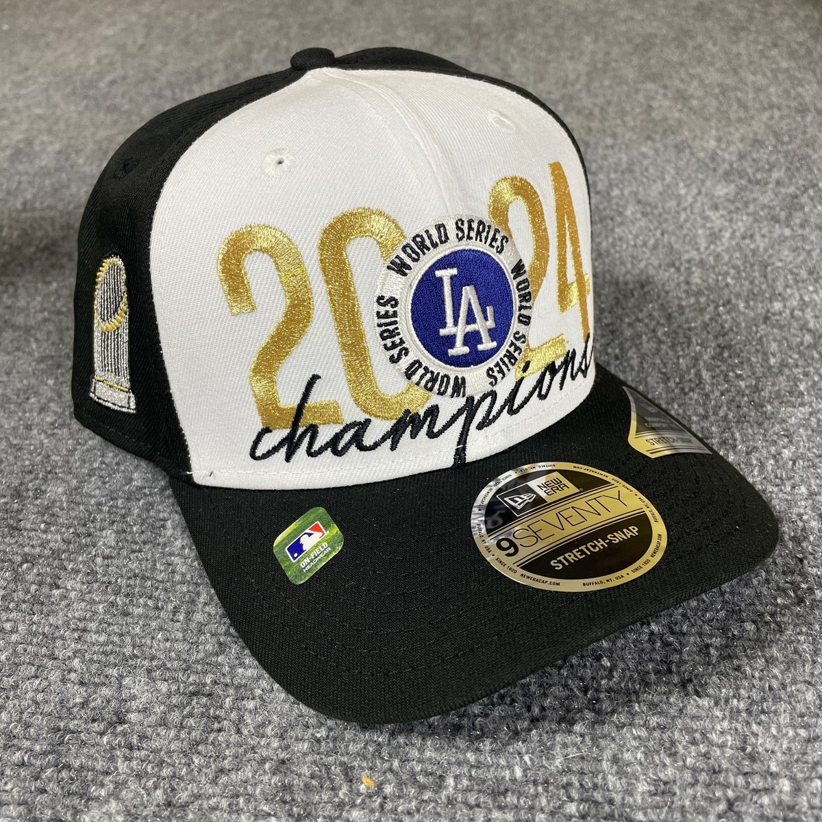 Los Angeles Dodgers 2024 World Series Champs Locker Room New Era