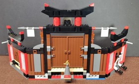 Lego Spinjitzu Dojo 2504 Ninjago Zane Sensei Wu 100% Complete Set Golden Weapons