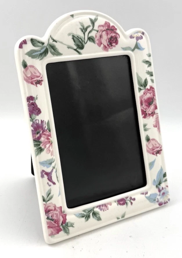 Shabby Chic Floral  Porcelain Picture Frame 4x6 Pink Roses Scalloped Arch - Image 2 of 4