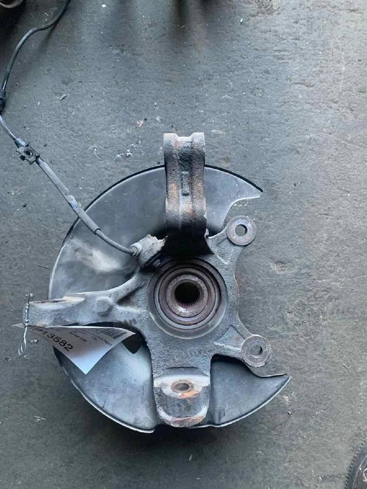 Conjunto de nudillo de husillo delantero izquierdo Acura MDX 2003-2006 sin abs OEM Foto 2 de 4