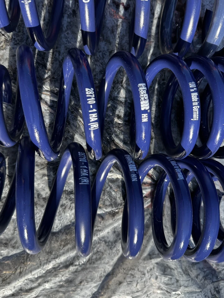 H&R Lowering Super Sport Springs for Audi S SKU: 50305-77Q5 - Image 4 of 4