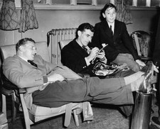 Arsenal Football Club Players Alex Forbes & J Wade Signing Autograph 1954 PHOTO