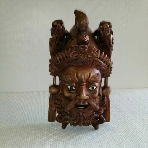 Arts et objets ethniques du XXe siècle et contemporains masques de Chine