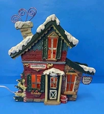 Kurt S Adler Snowtown Claus & Co Workshop, Lighted House Christmas Village w/Box