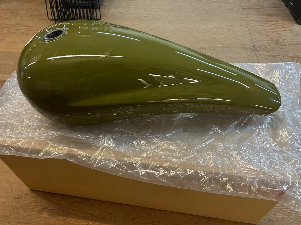 TANQUE DE COMBUSTIBLE HONDA FURY VT1300CXA 2024-2025 #17520-MFR-670ZS GY124 VERDE CAMUFLAJE Foto 2 de 4