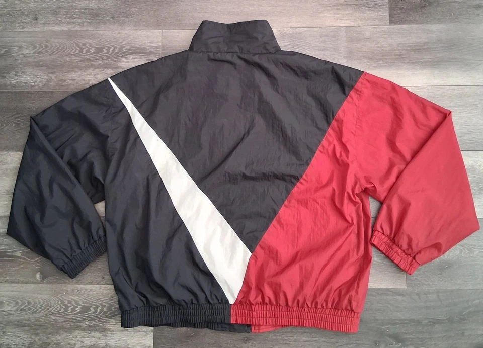 Chaqueta cortavientos olímpica vintage de Estados Unidos forrada negra granate blanca para hombre talla XL Foto 2 de 4