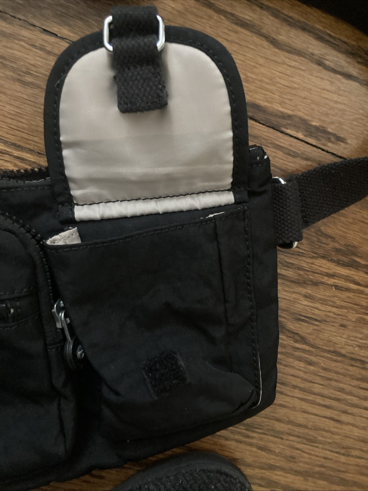 KIPLING Live. Light BLACK MULTI POCKET Shoulder B… - image 5