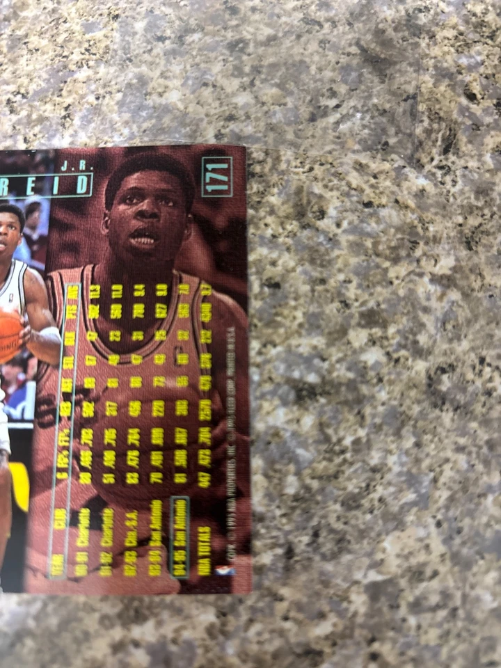 1995-96 FLEER #171 J.R. REID NM-MT NBA BASKETBALL CARD - Image 4 of 4