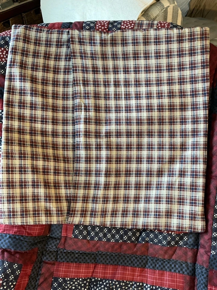 Бревенчатая хижина Victorian Heart Co. плед/одеяло 60 X 50 с подходящим наволочкой 16 дюймов - Изображение 3 из 4