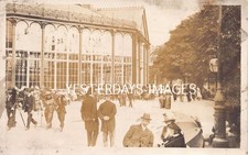 Busy Crowds Social History Fashion Pavilion Gardens Derbyshire Postcard (B137)