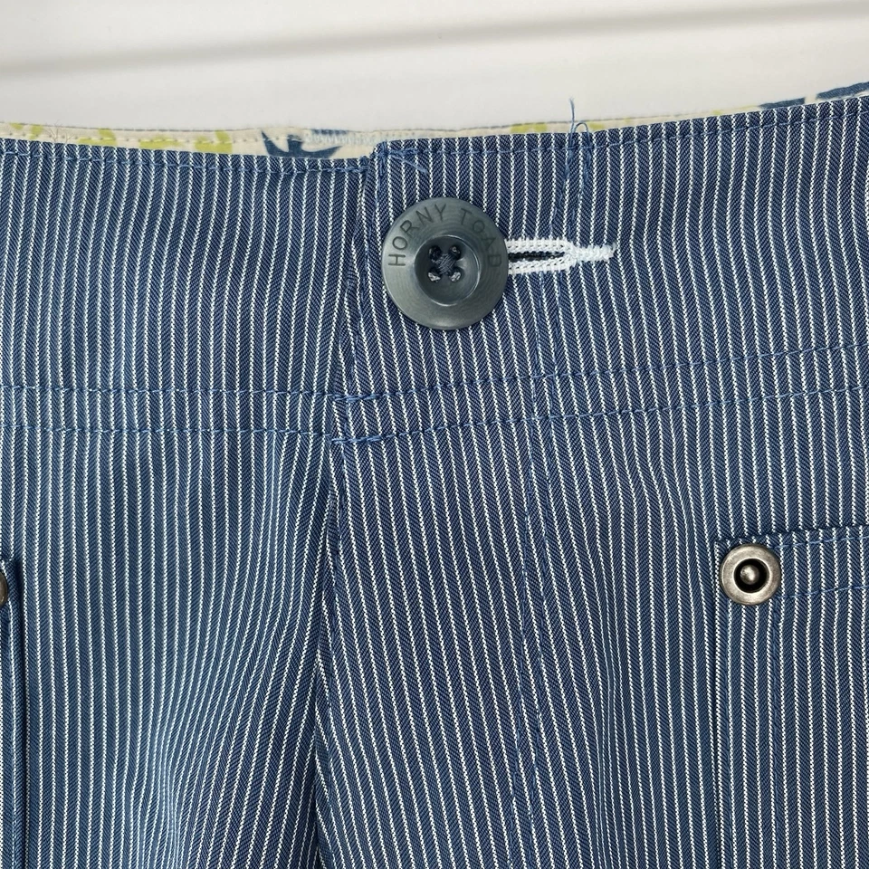 Shorts feminino Horny Toad listrado azul frente plana tamanho 12 - Imagem 4 de 4