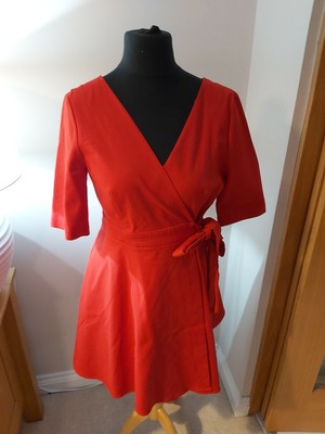 red wrap dress zara
