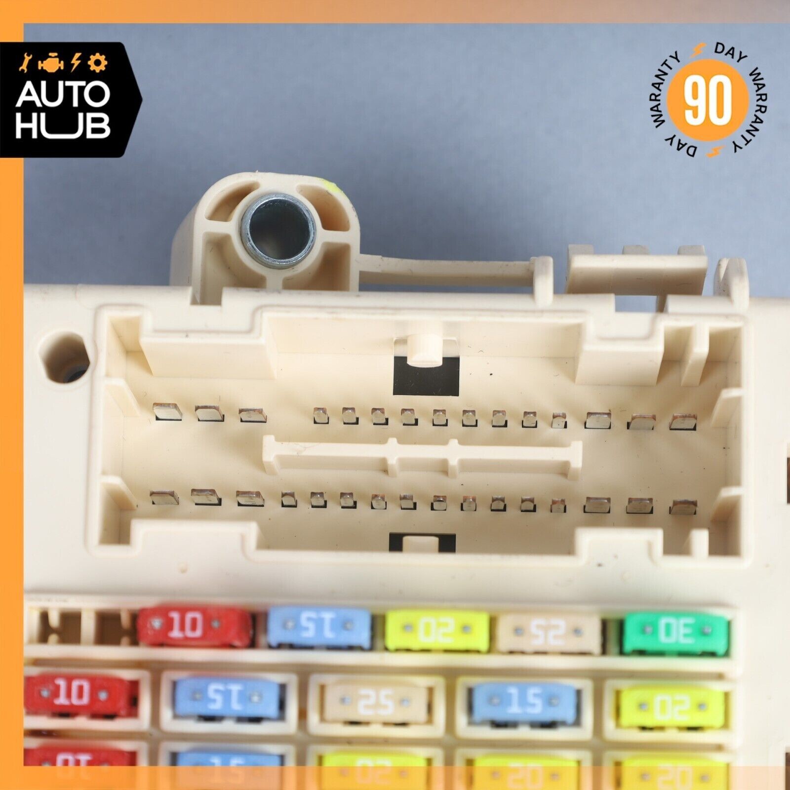 03-19 Maserati Quattroporte M139 GranTurismo M145 Front Relay Fuse Box OEM 79k