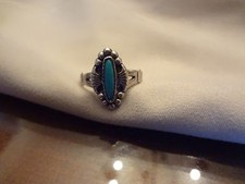  198--VINTAGE NATIVE AMERICAN STERLING SILVER TURQUOISE RING--SIZE-6--PRETTY