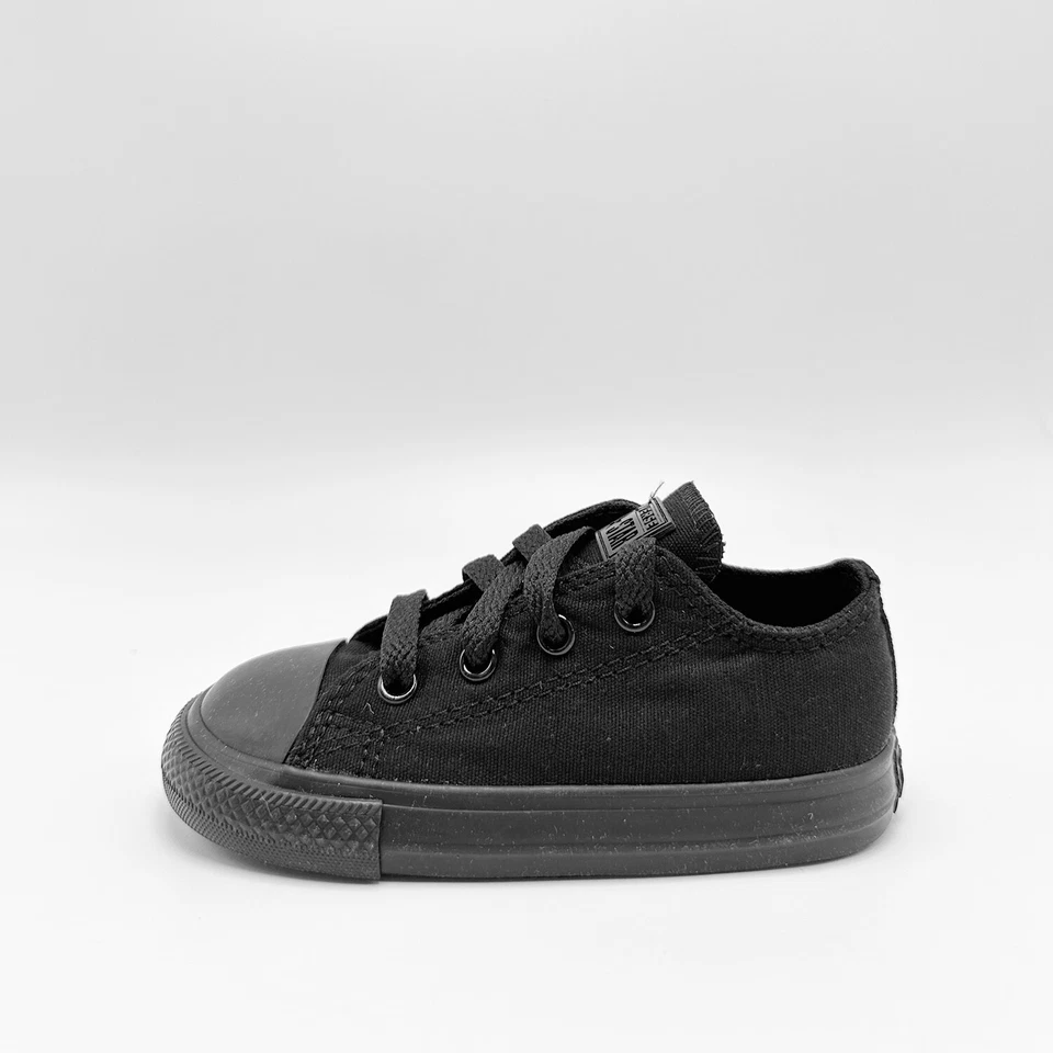 *NUEVO* Chuck Taylor All Star Low Top negro monocromo CONVERSE para niños pequeños (714786F) Foto 2 de 4