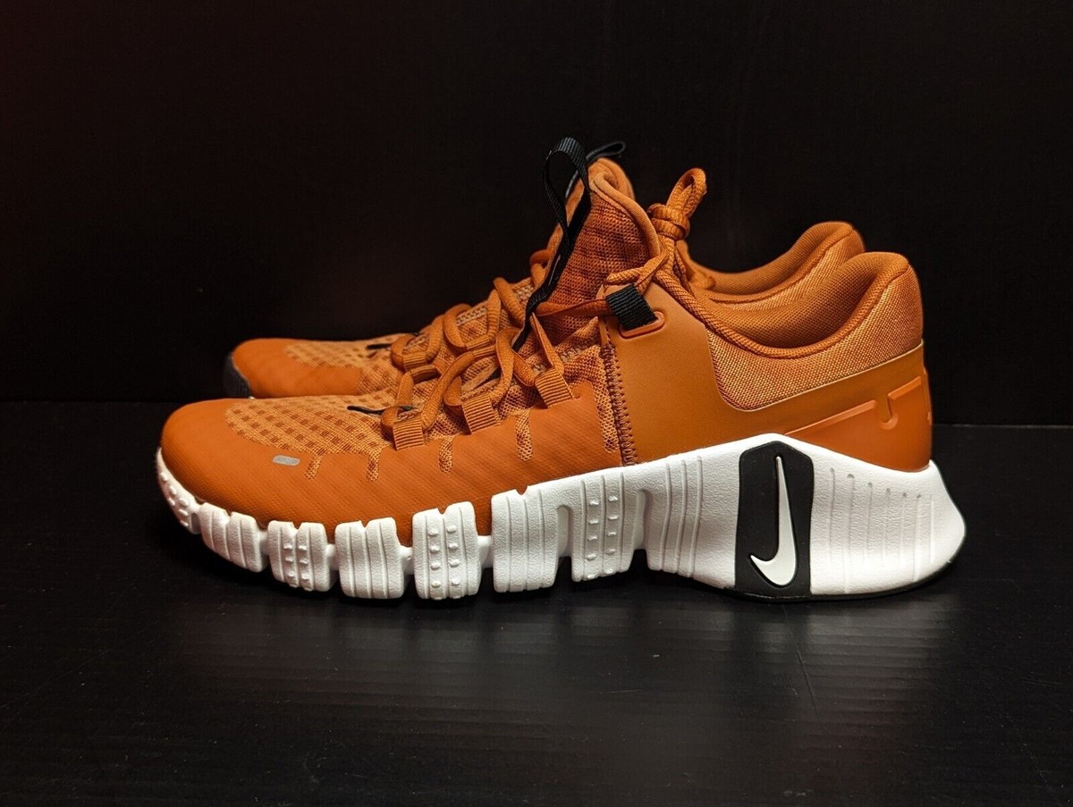 Nike Free Metcon 5 TB Desert Orange White Black FN6616-801  display picture 1