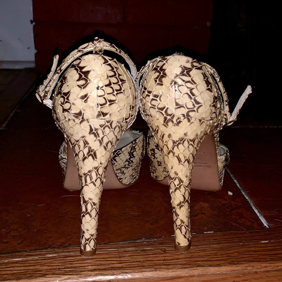 $645 Helmut Lang Mujer’s 39.5 Beige Serpiente Cuero Plataforma Tobillo Correa Tacones 9.5 Foto 4 de 4