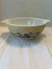 Vintage PYREX  Quart Homestead Bowl Preowned No Cracks Or Chips GUC